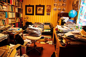 messy-bedroom-glob-مکالمه انگلیسی با موضوع توصیف یک مکان شلخته